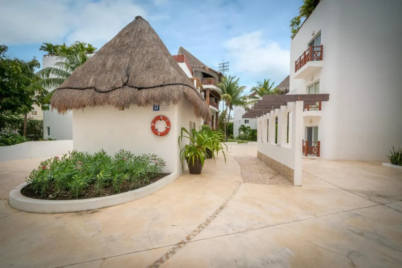 Penthouse Wayak 302 - Luxury, Private Pool, Maid Service, High End Art - At Quadra Alea Playa del Carmen 0*,