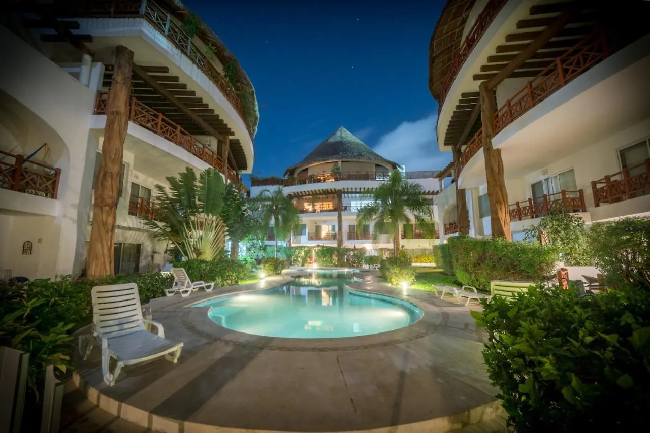 Penthouse Wayak 302 - Luxury, Private Pool, Maid Service, High End Art - At Quadra Alea Playa del Carmen Apartament